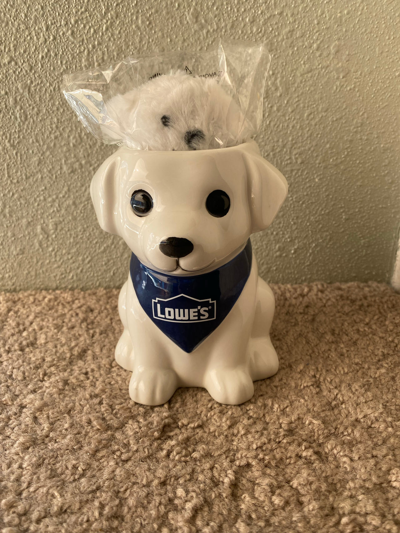 Lowe's Puppy Dog Ceramic Planter with Plush