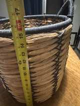Better Homes & Gardens 12" Water Hyacinth Basket Planter - Image 4