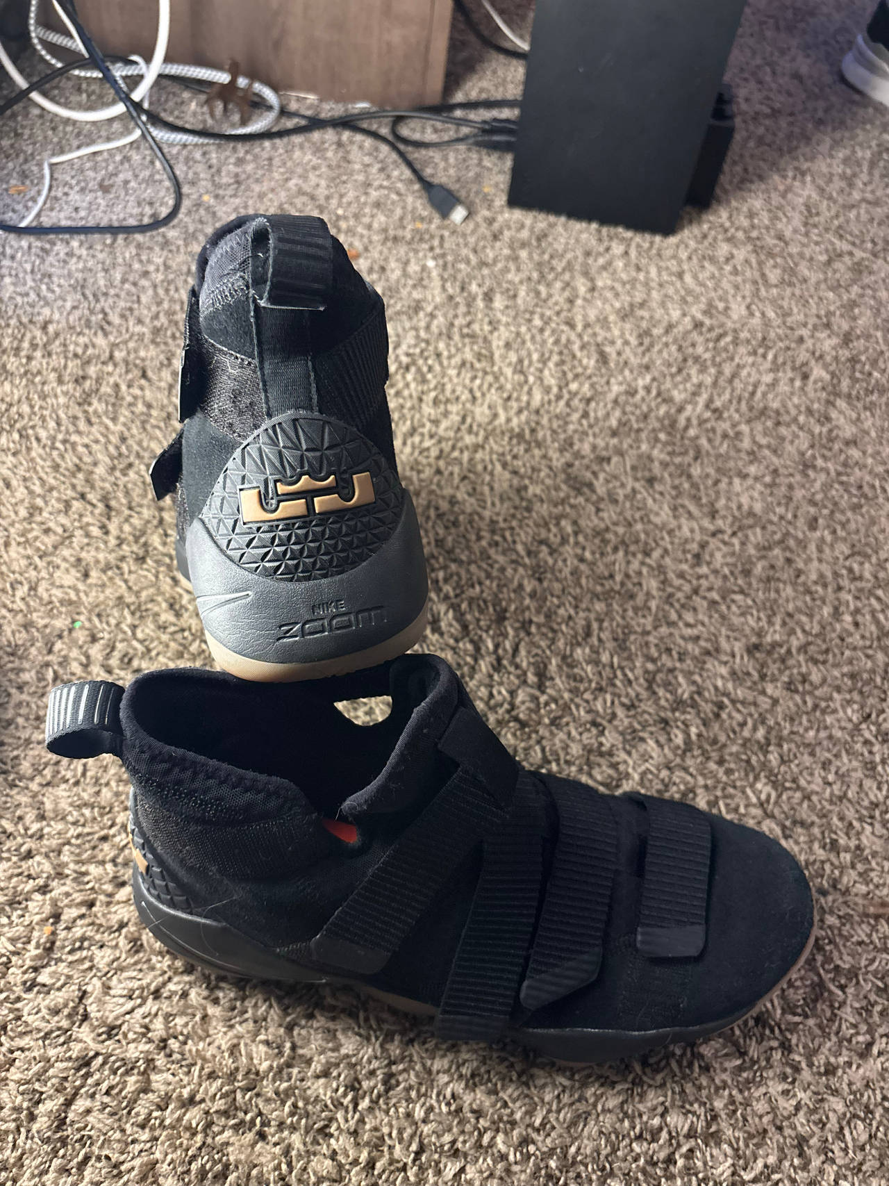 Nike LeBron Soldier 10