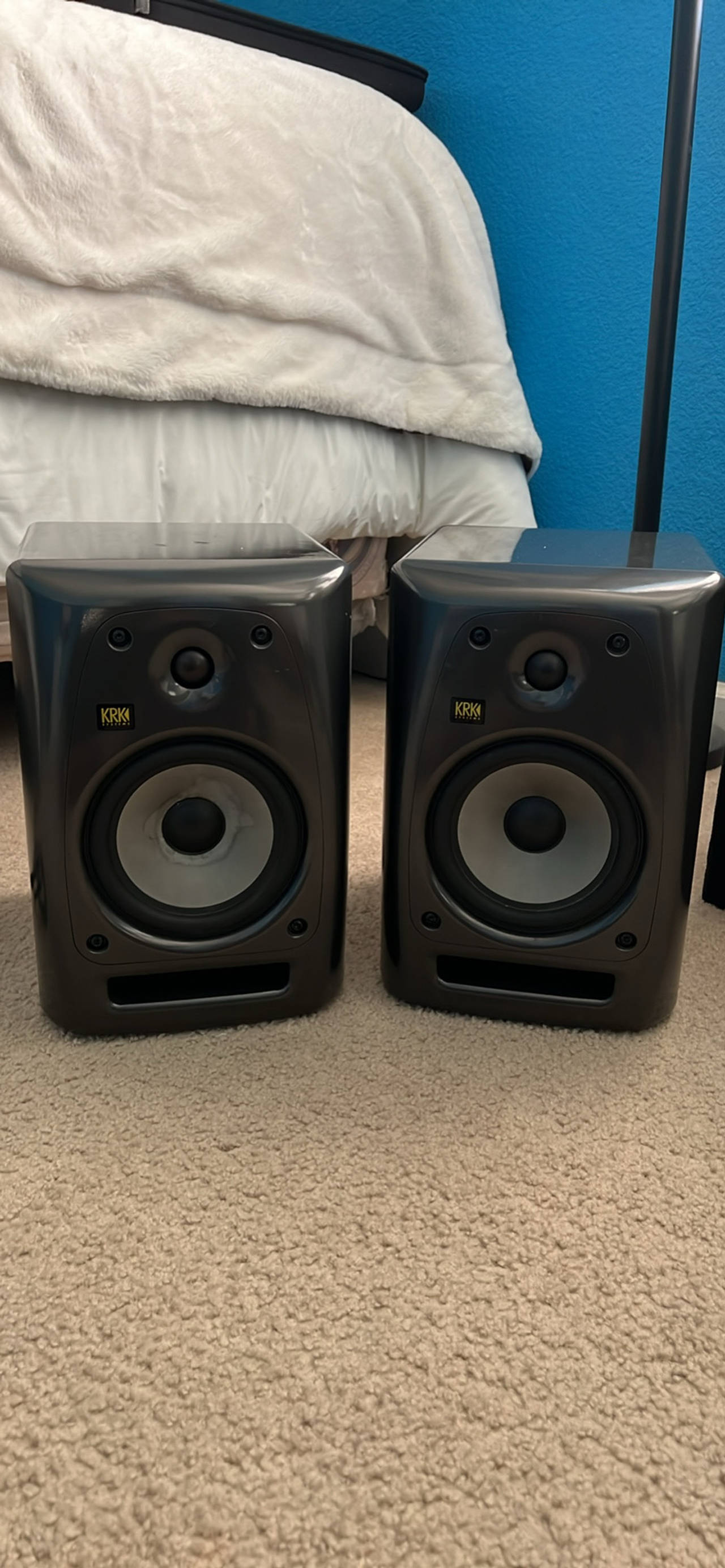 KRK Rokit 6 rpg2fg Ferrari grey 