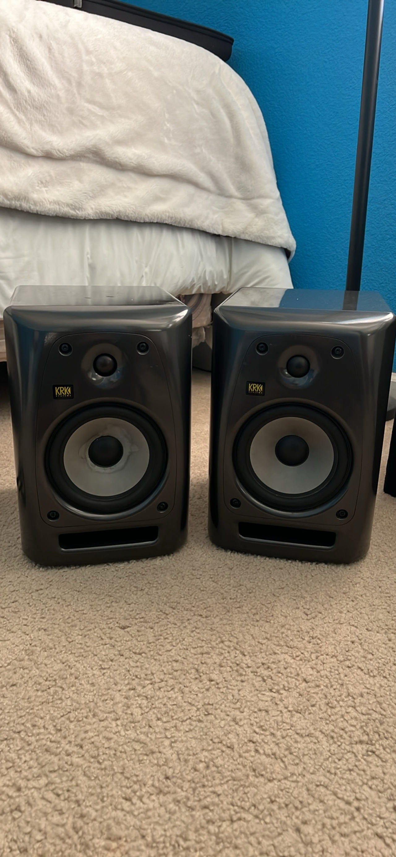 KRK Rokit 6 rpg2fg Ferrari grey 