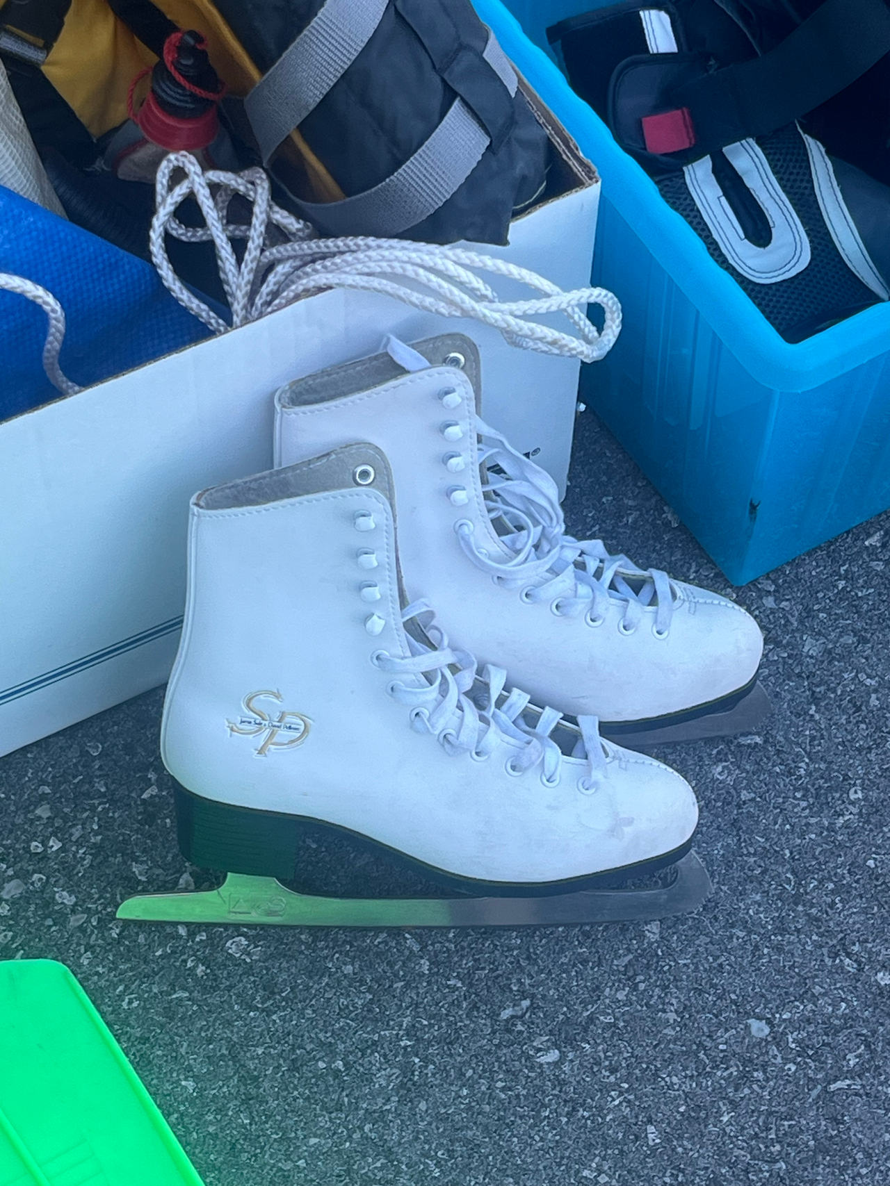 SP-Teri Figure Skates