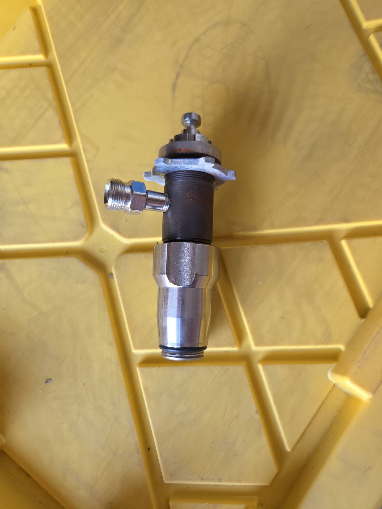 Bosch High Pressure Fuel Injector