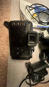Olympus E-450 DSLR Camera Kit - Image 3