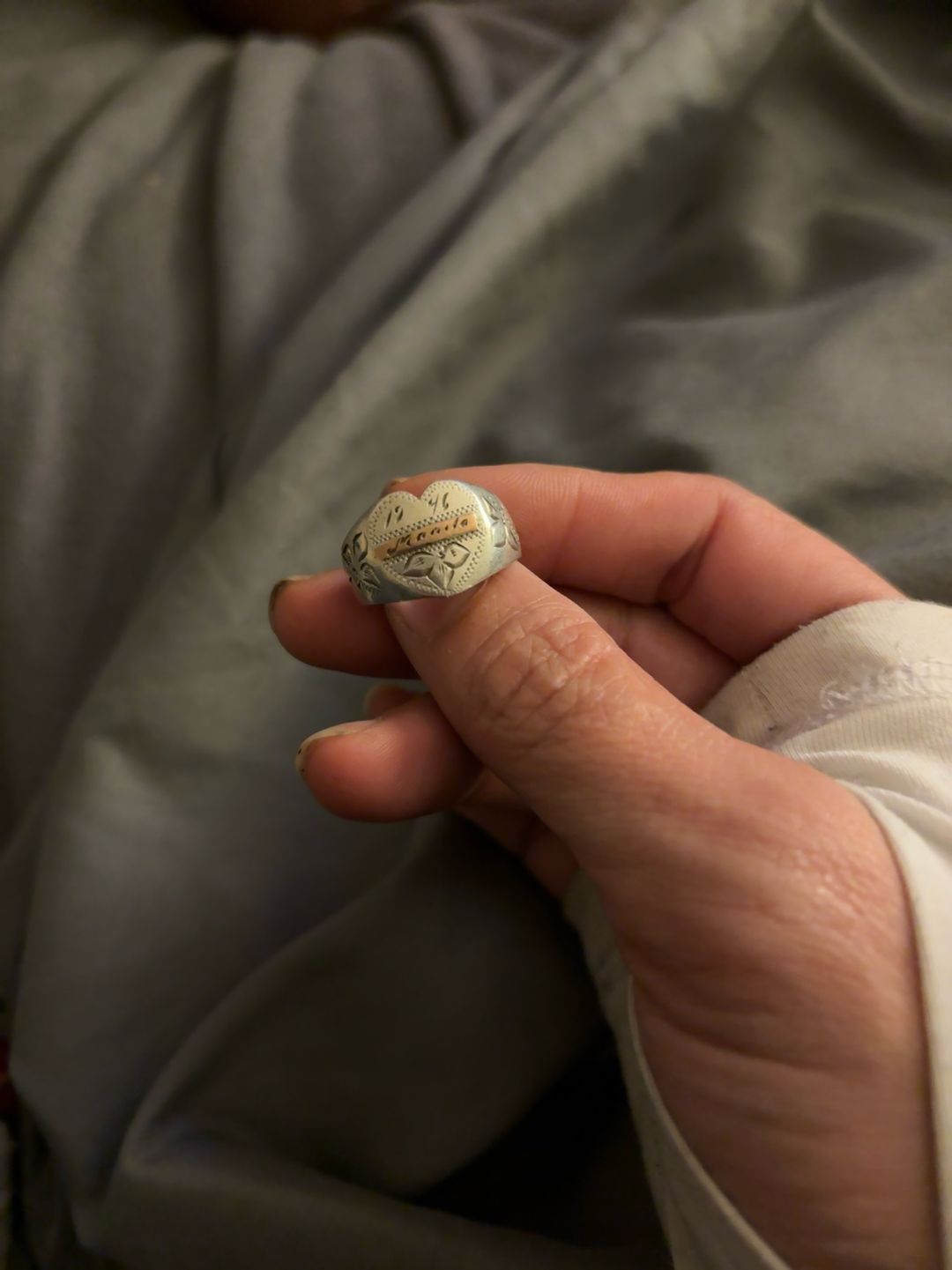 Black Hills Gold Leaf Floral Band Ring in Sterling Silver
