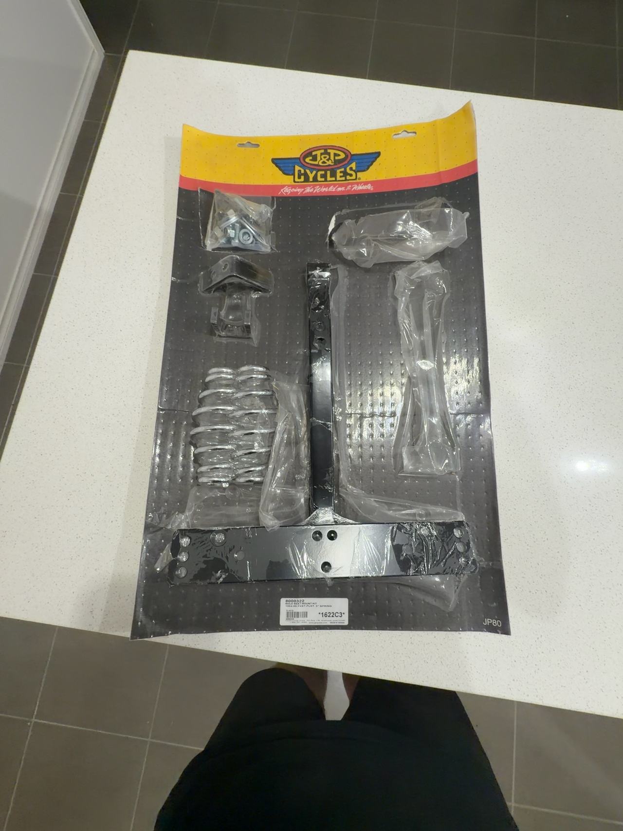 Solo seat mount missing some parts for Harley 1984 to 1999