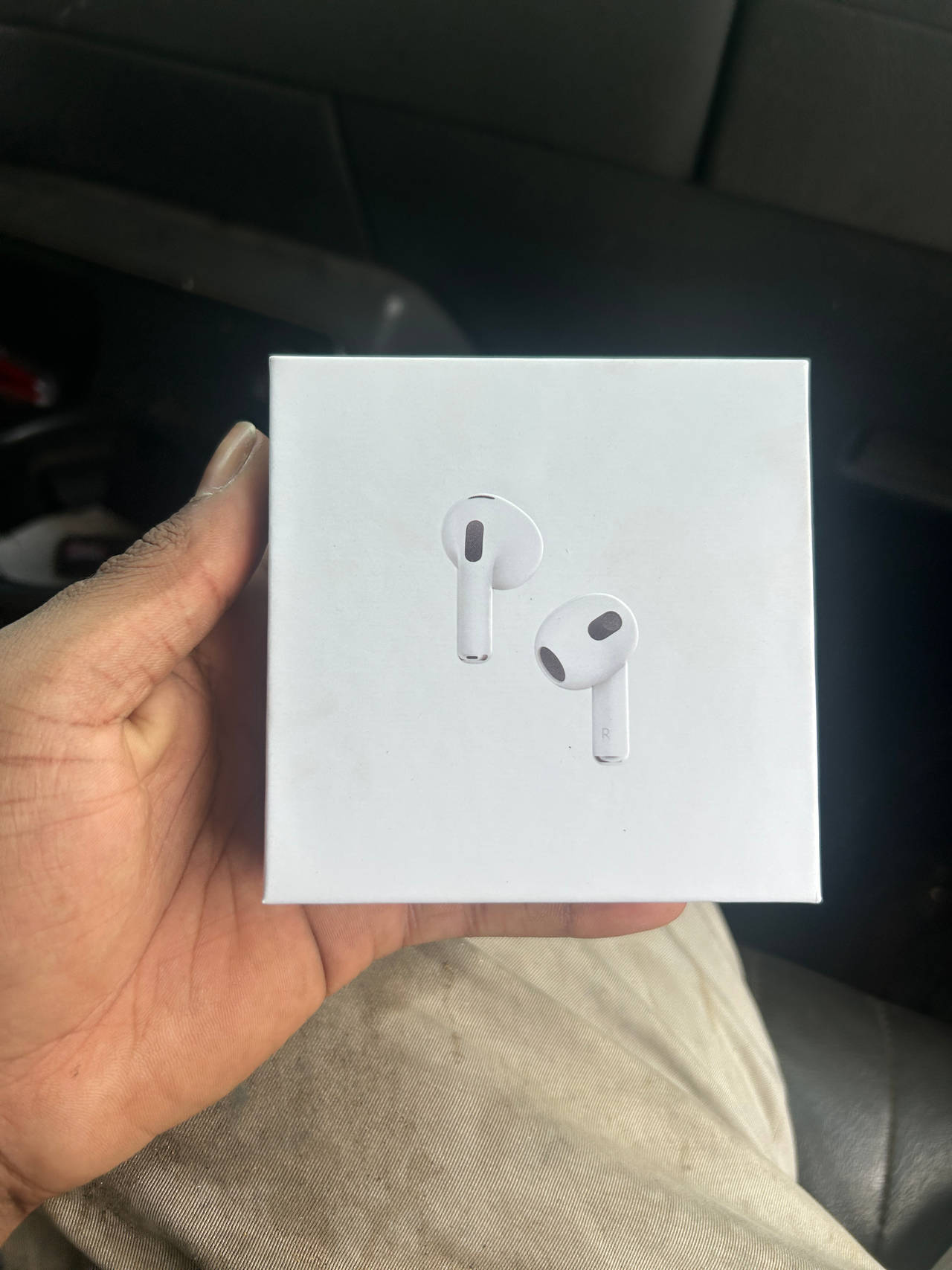 Apple AirPods (3rd generation)