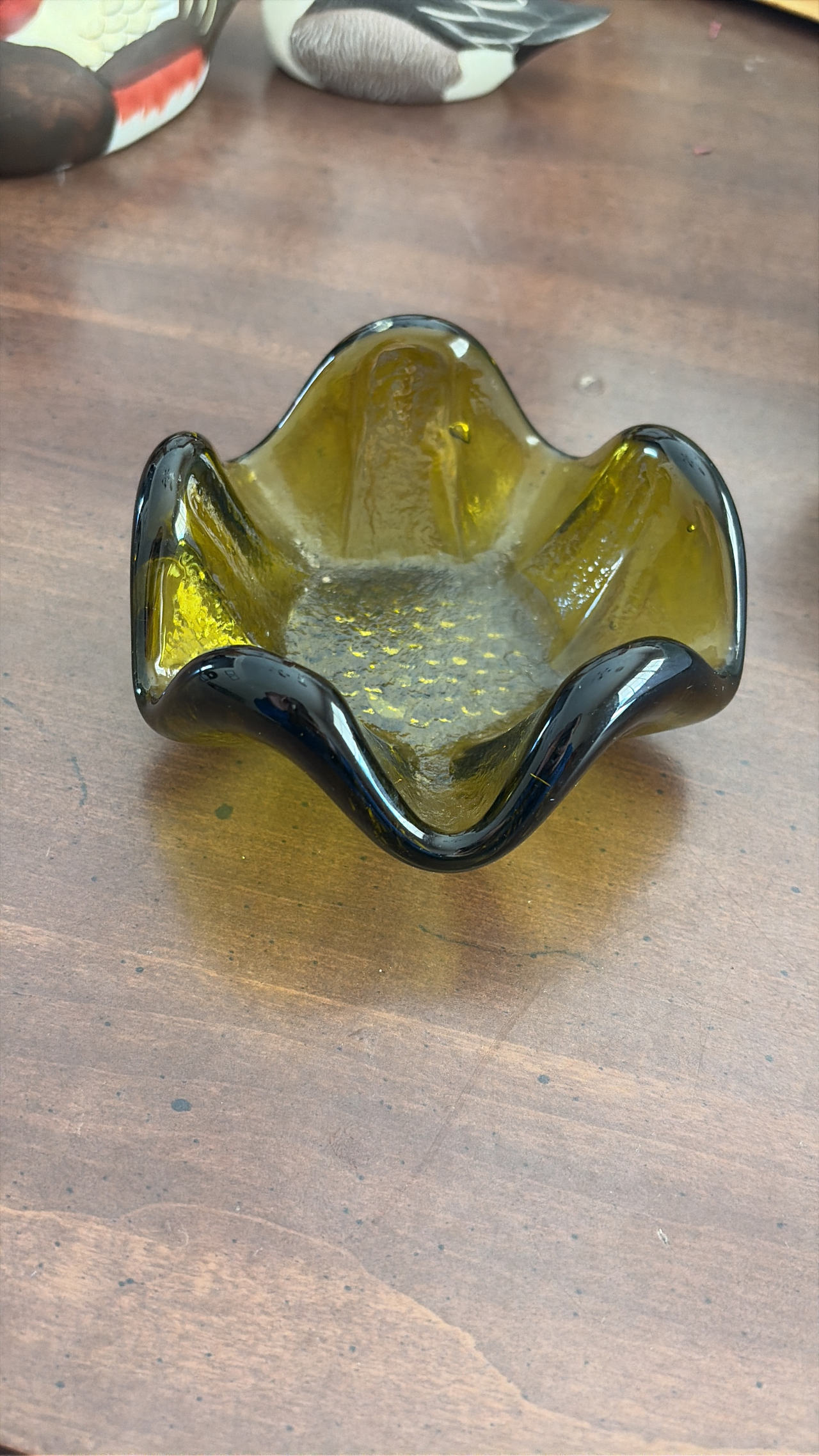 Viking Glass Epic Amber Ruffled Dish