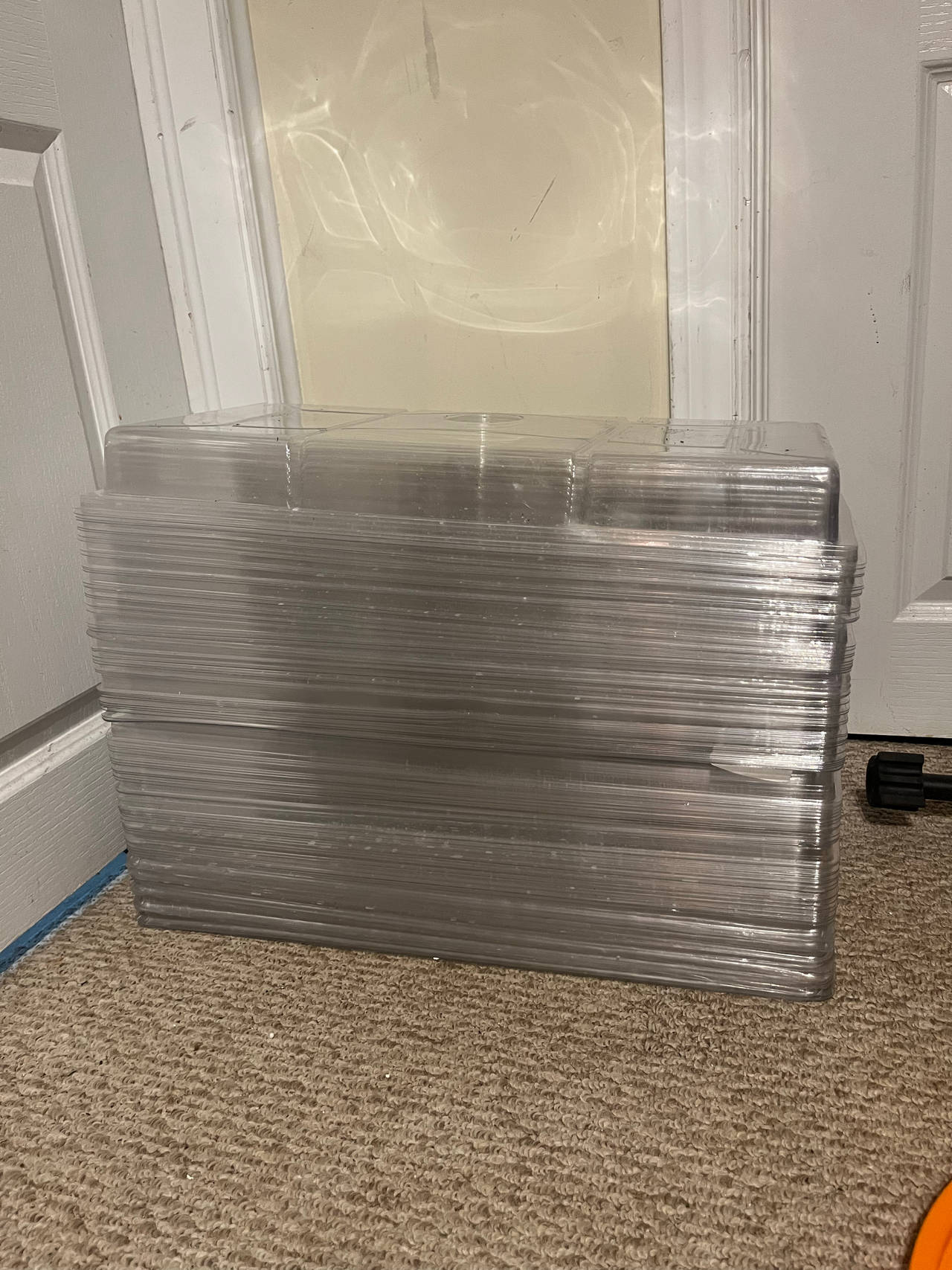 Lot 100 2” Humidity domes 