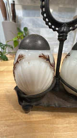 Consolidated Glass Leaf Mold Salt and Pepper Shaker Set - Image 3