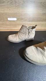 OshKosh B'gosh Girls Laser-Cut Ankle Boots - Image 4