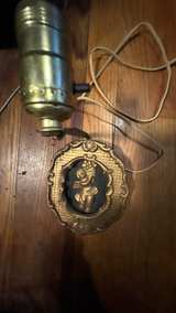 Vintage Cherub Wall Sconce Lamp - Image 2
