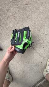 Rawlings Alloy T-Ball Bat & Franklin Baseball Glove - Image 6