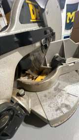 DEWALT DW705 12-Inch Compound Miter Saw - Image 4