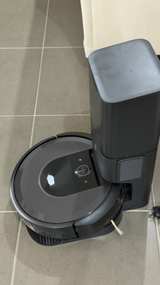 iRobot Roomba i8+ Self-Emptying Robot Vacuum - Image 2