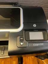 HP DesignJet Z2600 PostScript 44-inch Large Format Printer - Image 1