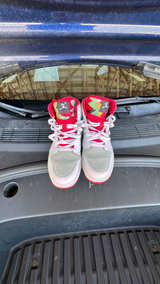 Nike Air Jordan 1 Retro Mid 'Hare' Light Silver/White - Image 2