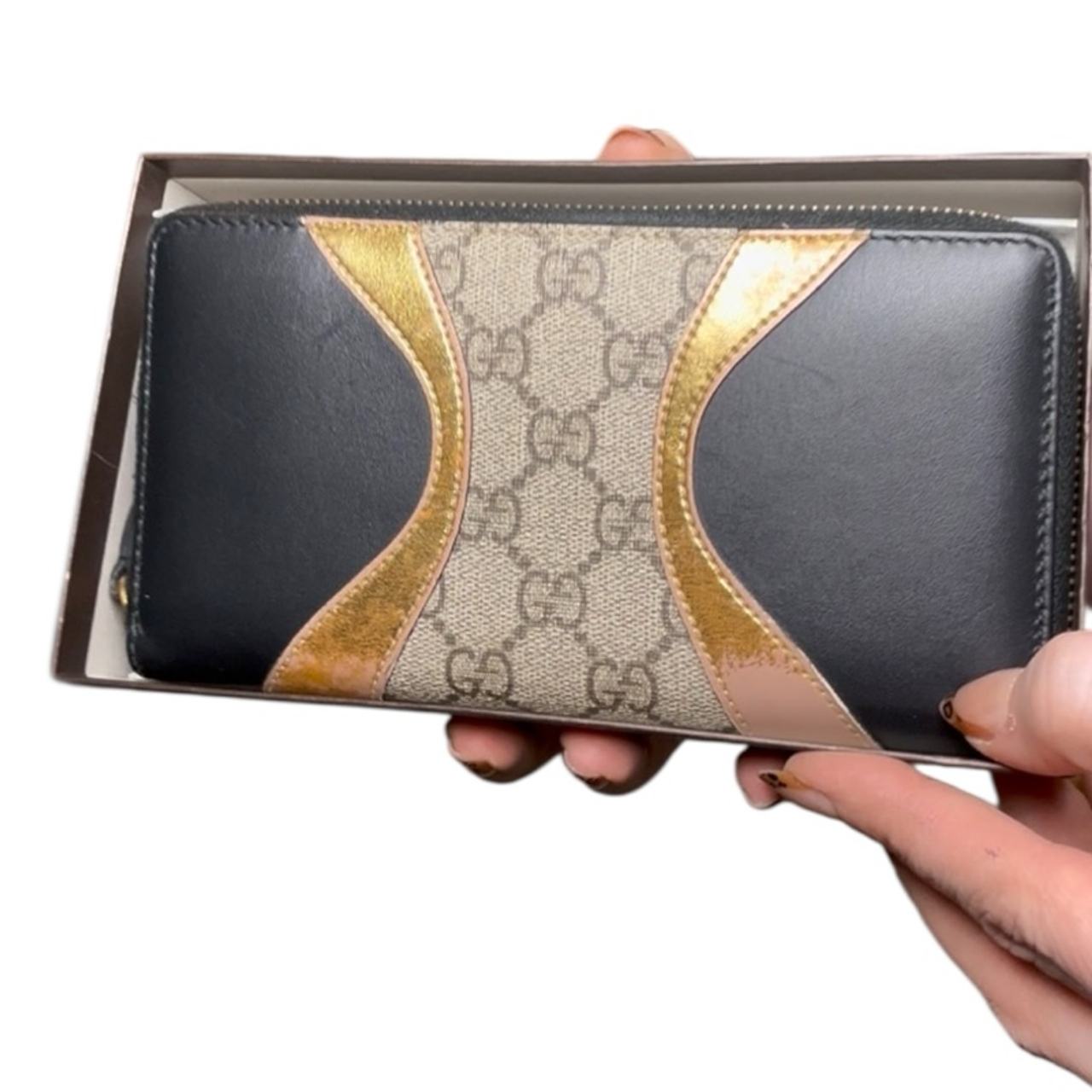 Gucci GG Canvas Leather Zippy Wallet