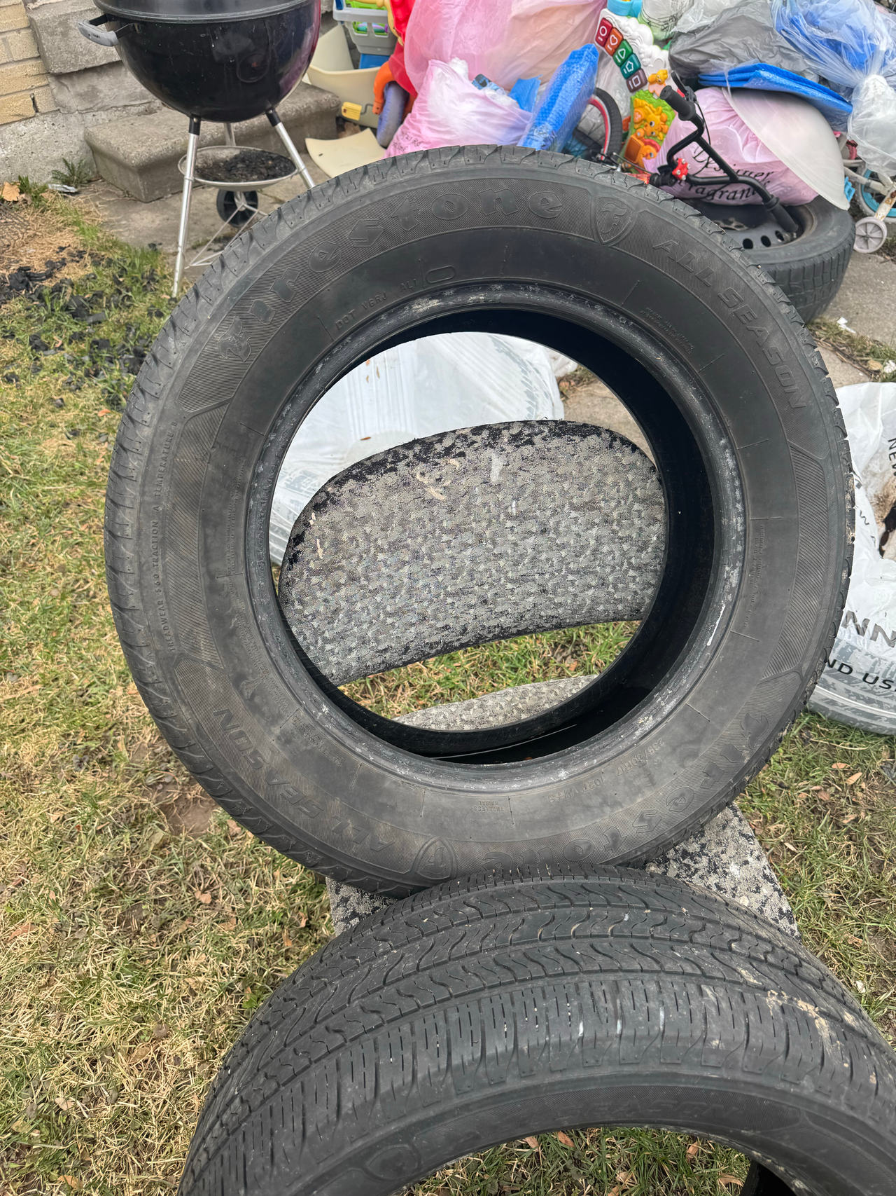 Imperial EcoDriver 4 All Season Tire - 235/60R17
