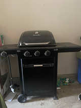 Char-Broil Hybrid Gas/Charcoal Grill - Image 1