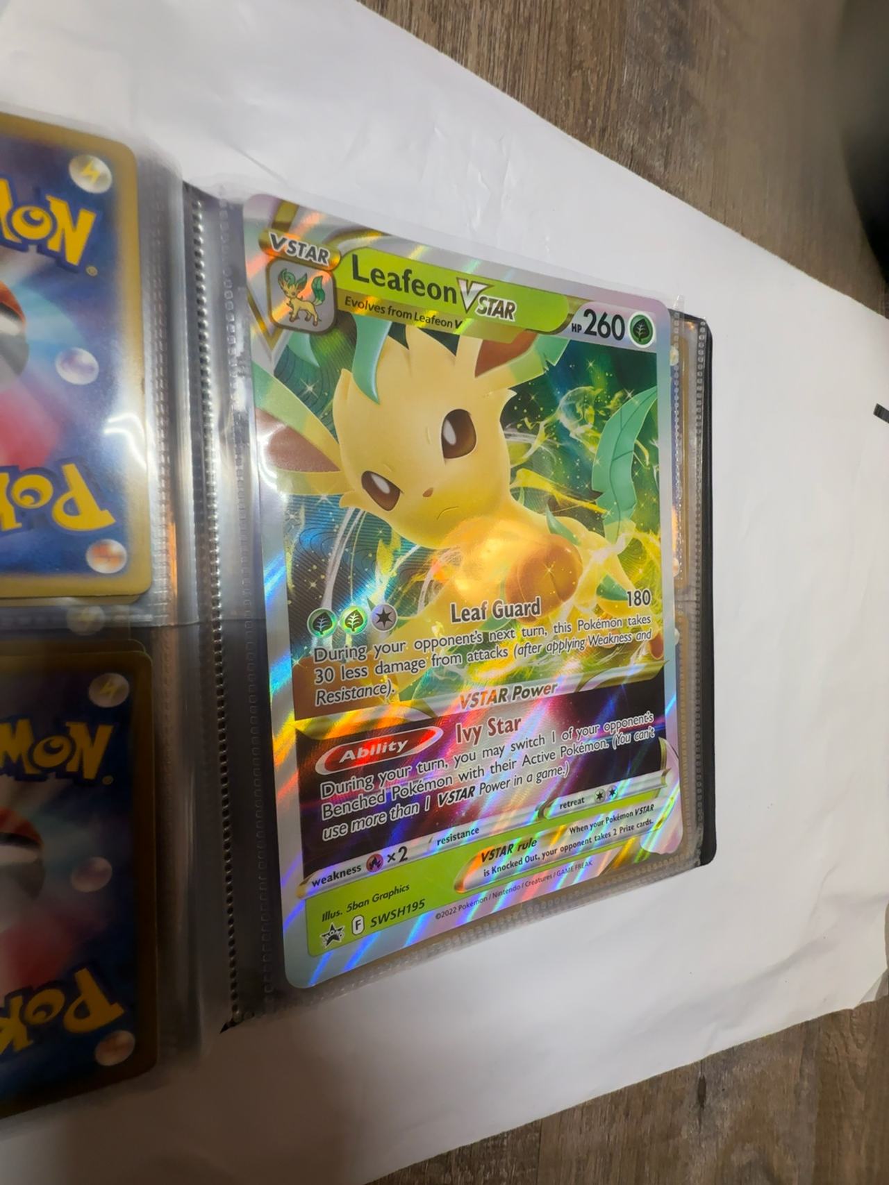 Pokemon Leafeon VSTAR Black Star Promo (SWSH195)