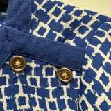 Banana republic Women's blue Geometric Print Top 3/4 sleeves size medium  - Image 6