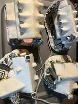 Lot of 4 Snow Village Lighted House ( 2 with working lights , 2 not working ) - Image 5