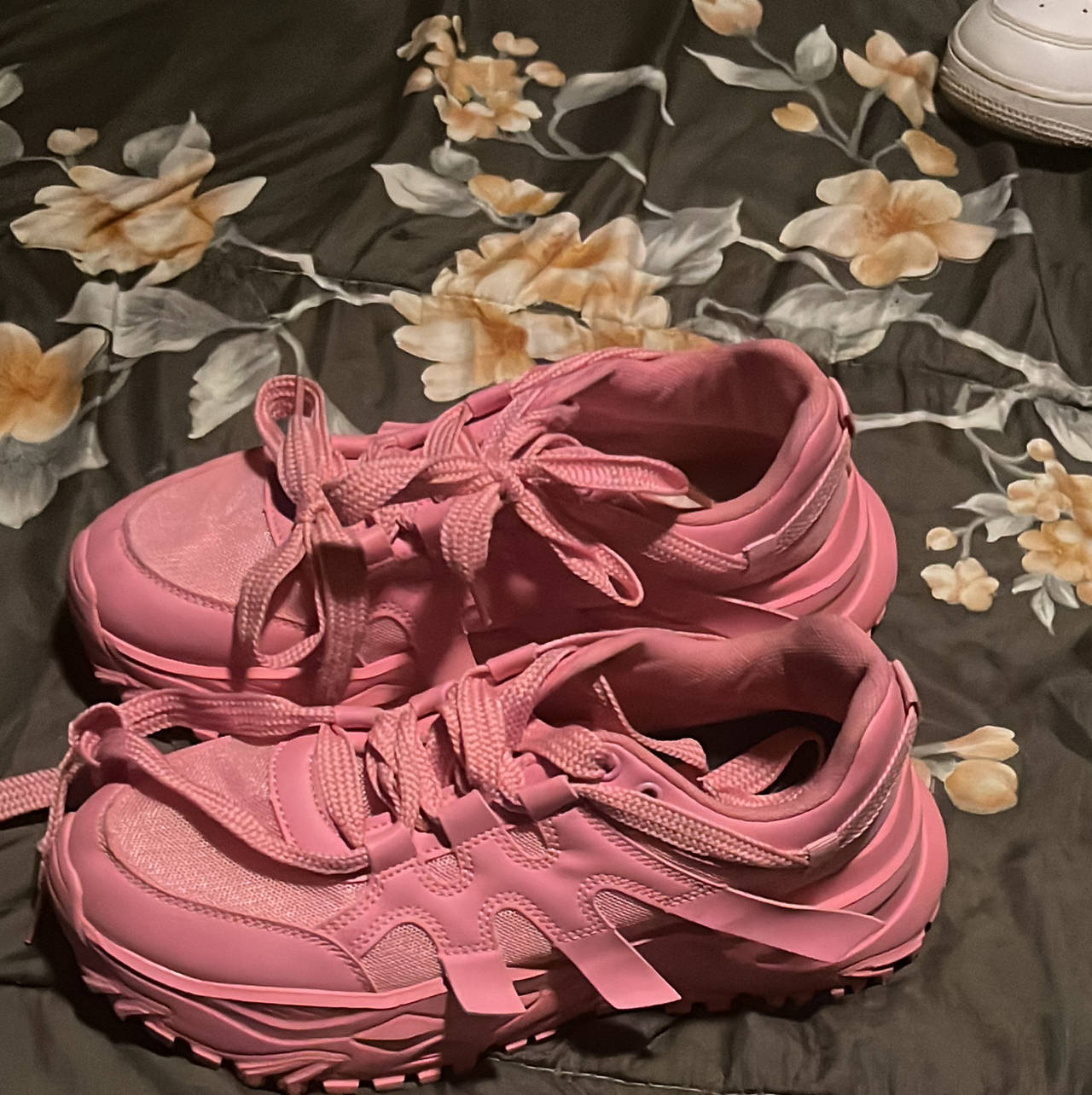 Balenciaga Track Sneaker Pink