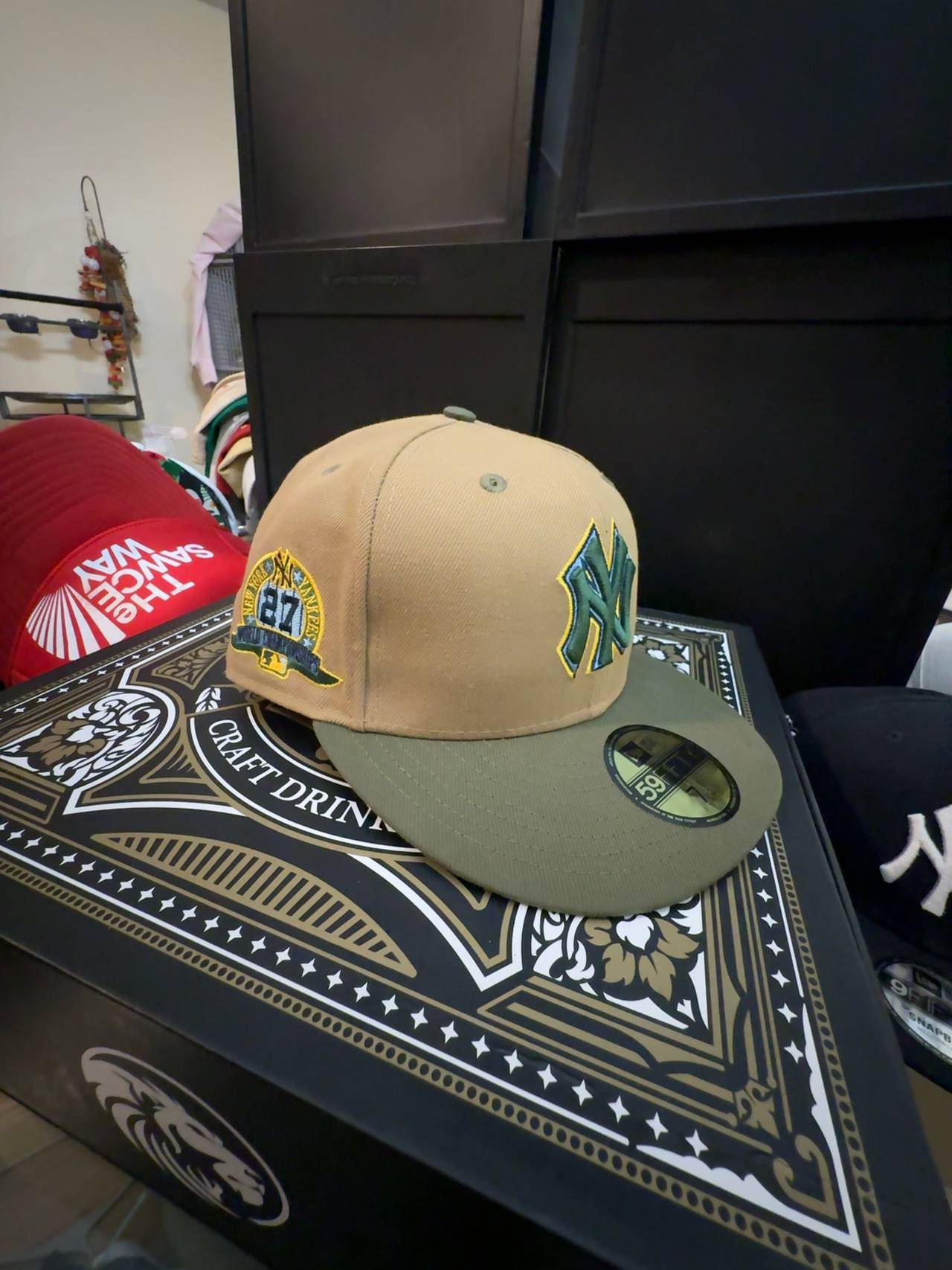 New Era 59FIFTY New York Yankees Tan and Green Fitted Hat