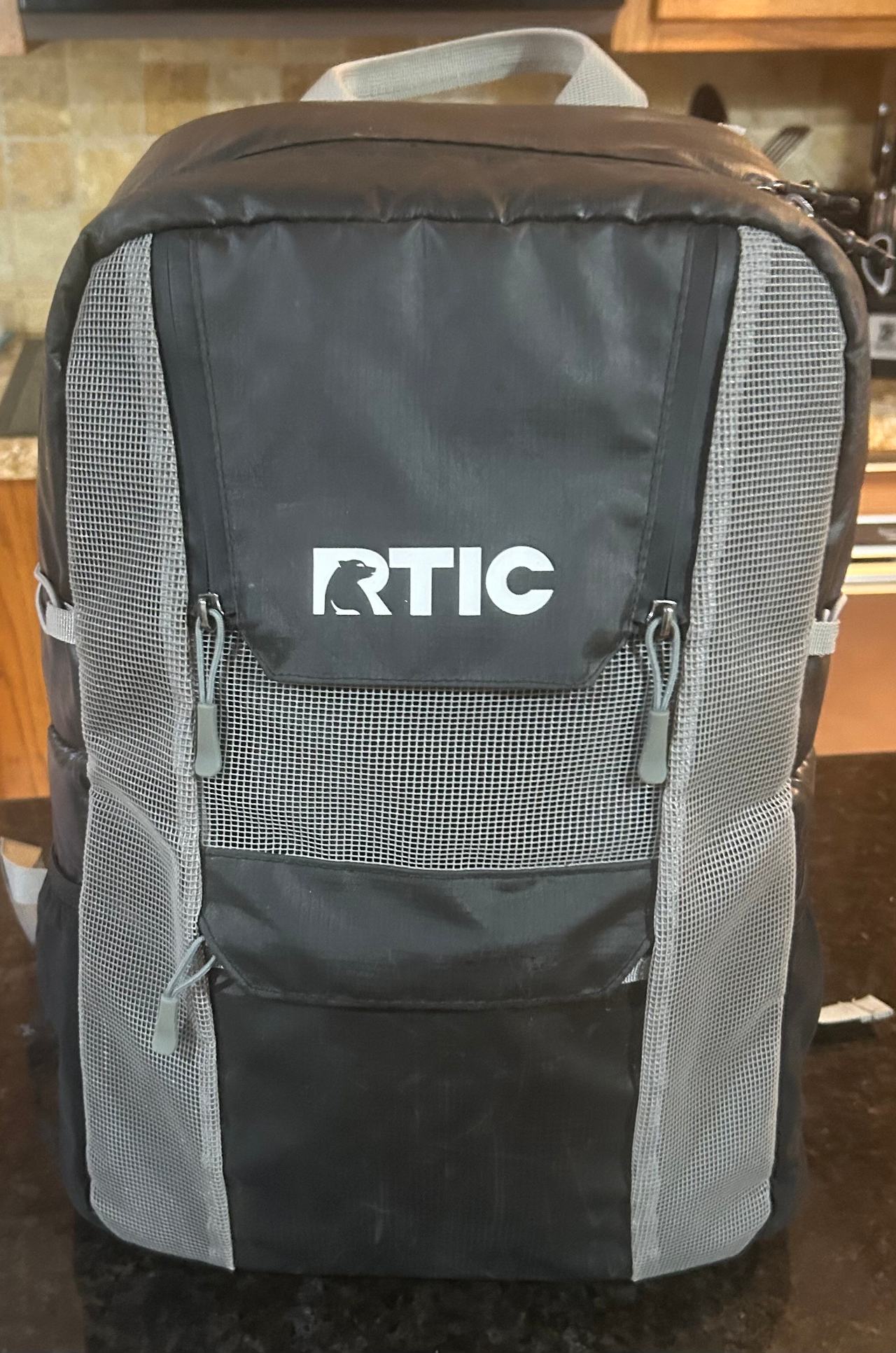 RTIC Backpack Cooler