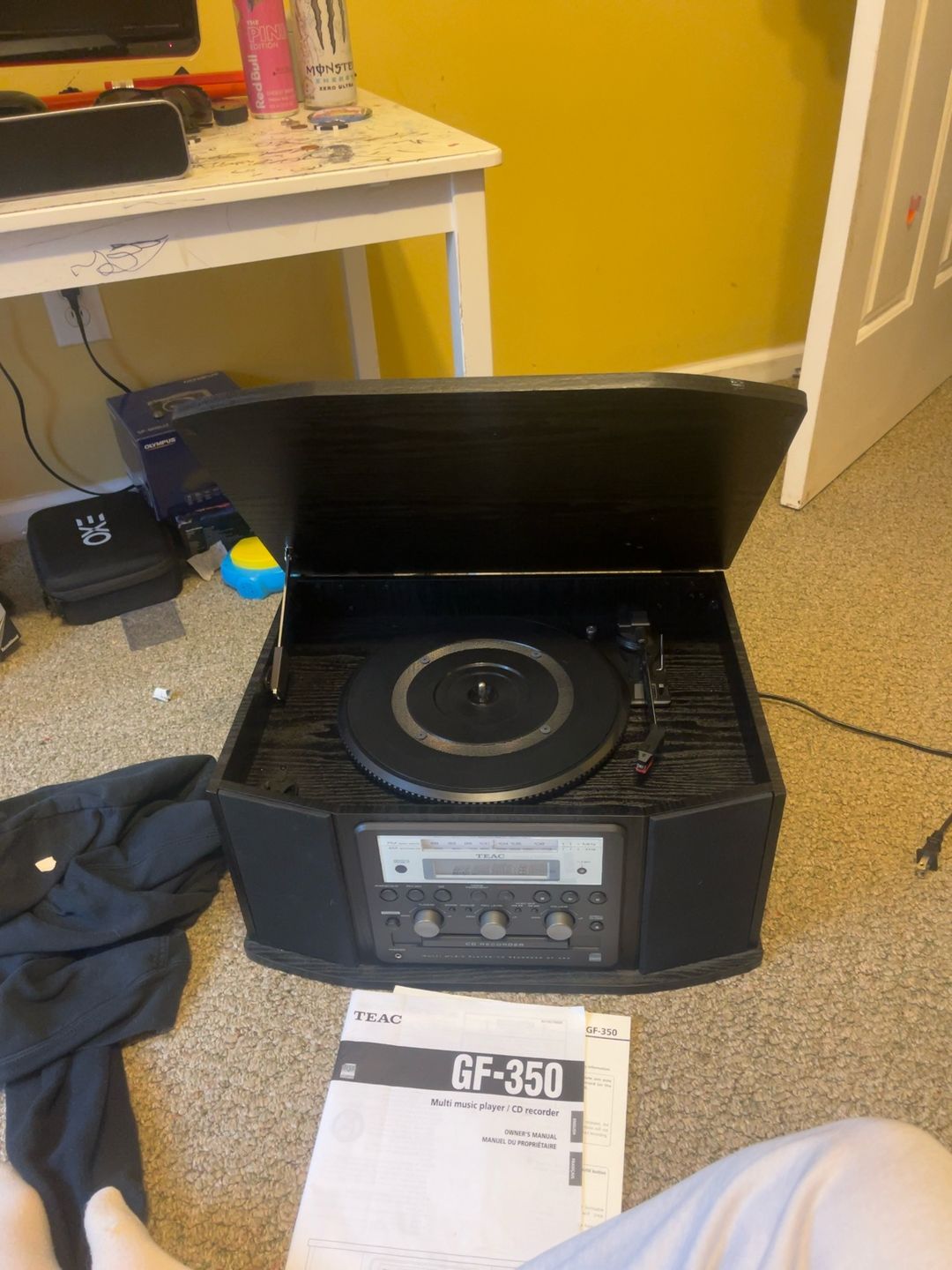 TEAC GF-350 Turntable CD Recorder with AM/FM Radio