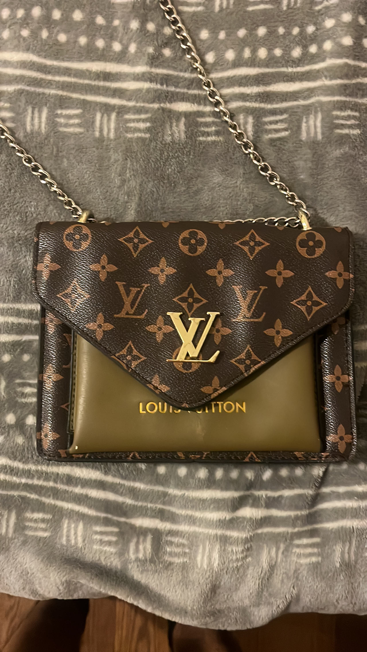 Louis Vuitton New Wave Chain Bag