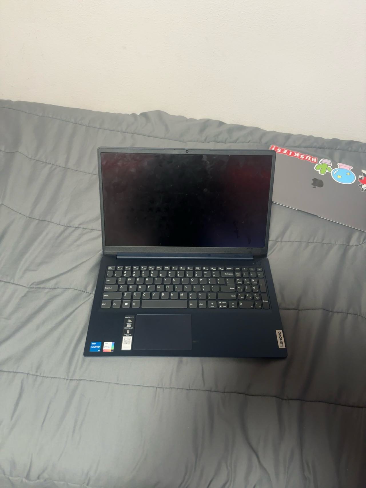 Lenovo IdeaPad 3 15.6" FHD Touchscreen Laptop