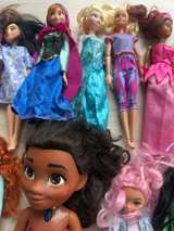 22 Doll Lot Disney Princess, Barbie, Moana, Frozen, Ariel, Tiana & More - Image 3