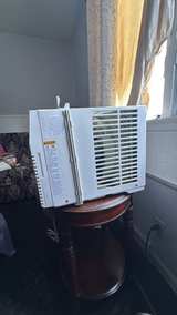 GE 8,000 BTU Smart Window Air Conditioner - Image 3