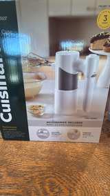 Cuisinart 5-Speed Hand Mixer with Storage Case - Image 3