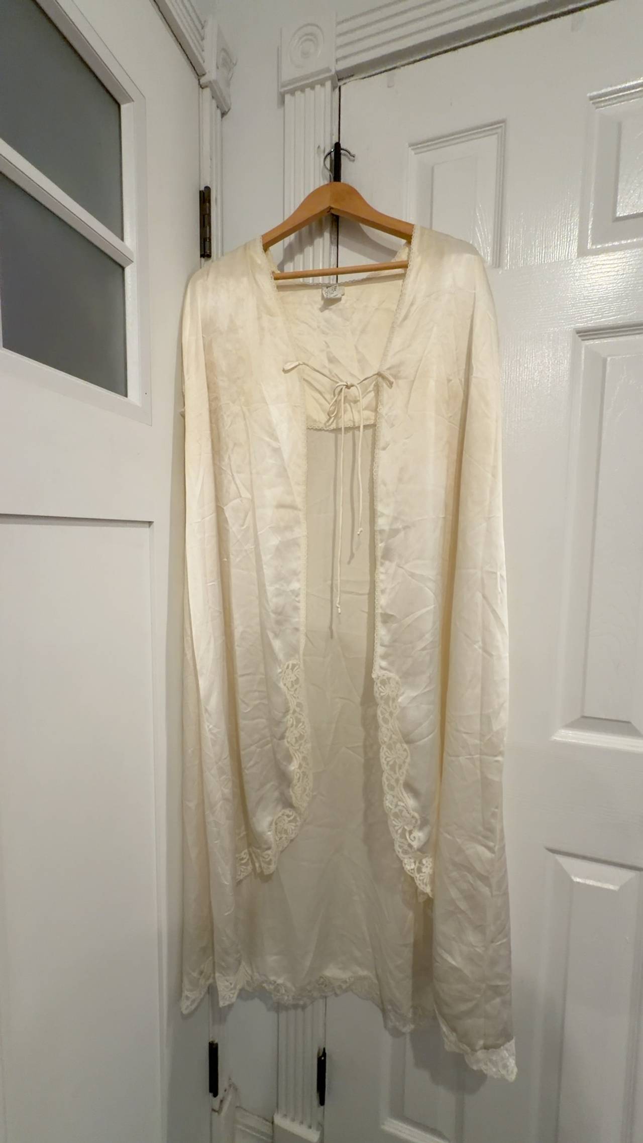 Valentino Vintage Ivory Nightgown Womes Ladies Medium Polyester 