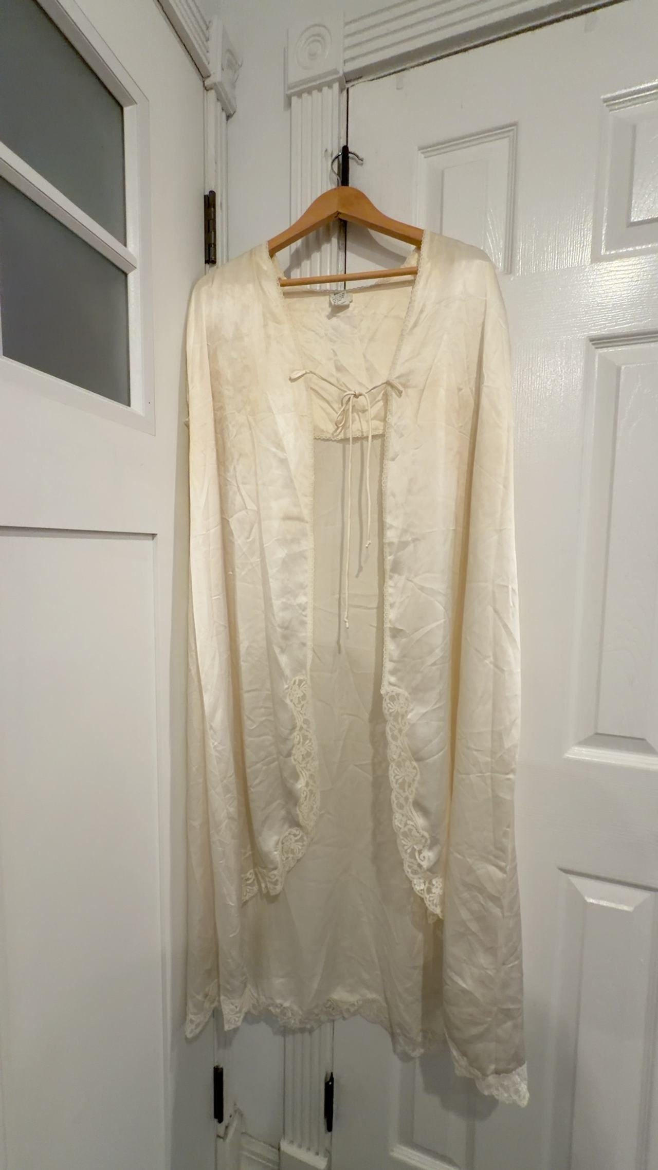 Valentino Vintage Ivory Nightgown Womes Ladies Medium Polyester 
