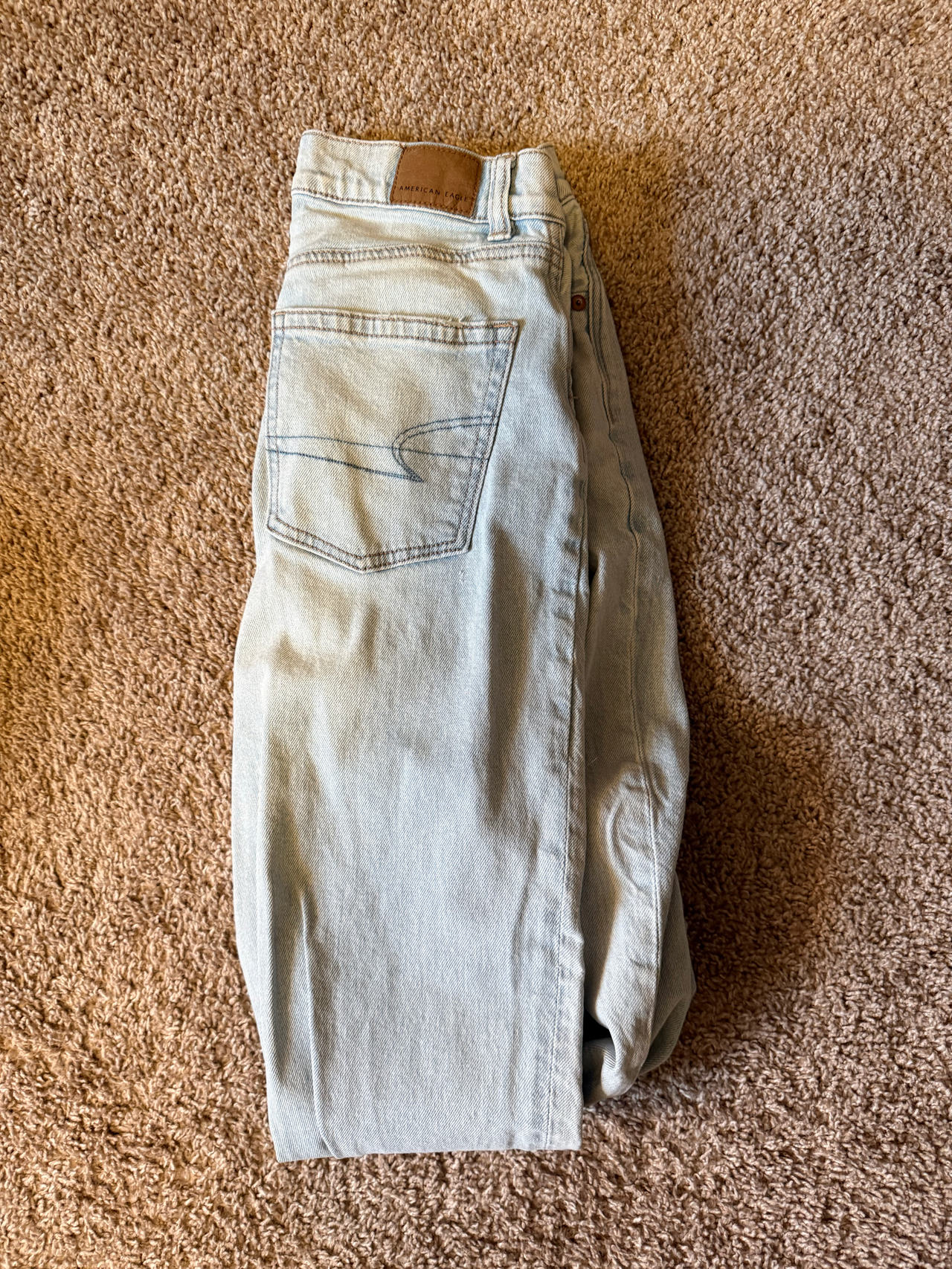 American Eagle Light Wash Jeans