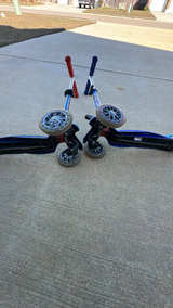 Micro Mini Deluxe Blue 3-Wheeled Kids Scooter - Image 6