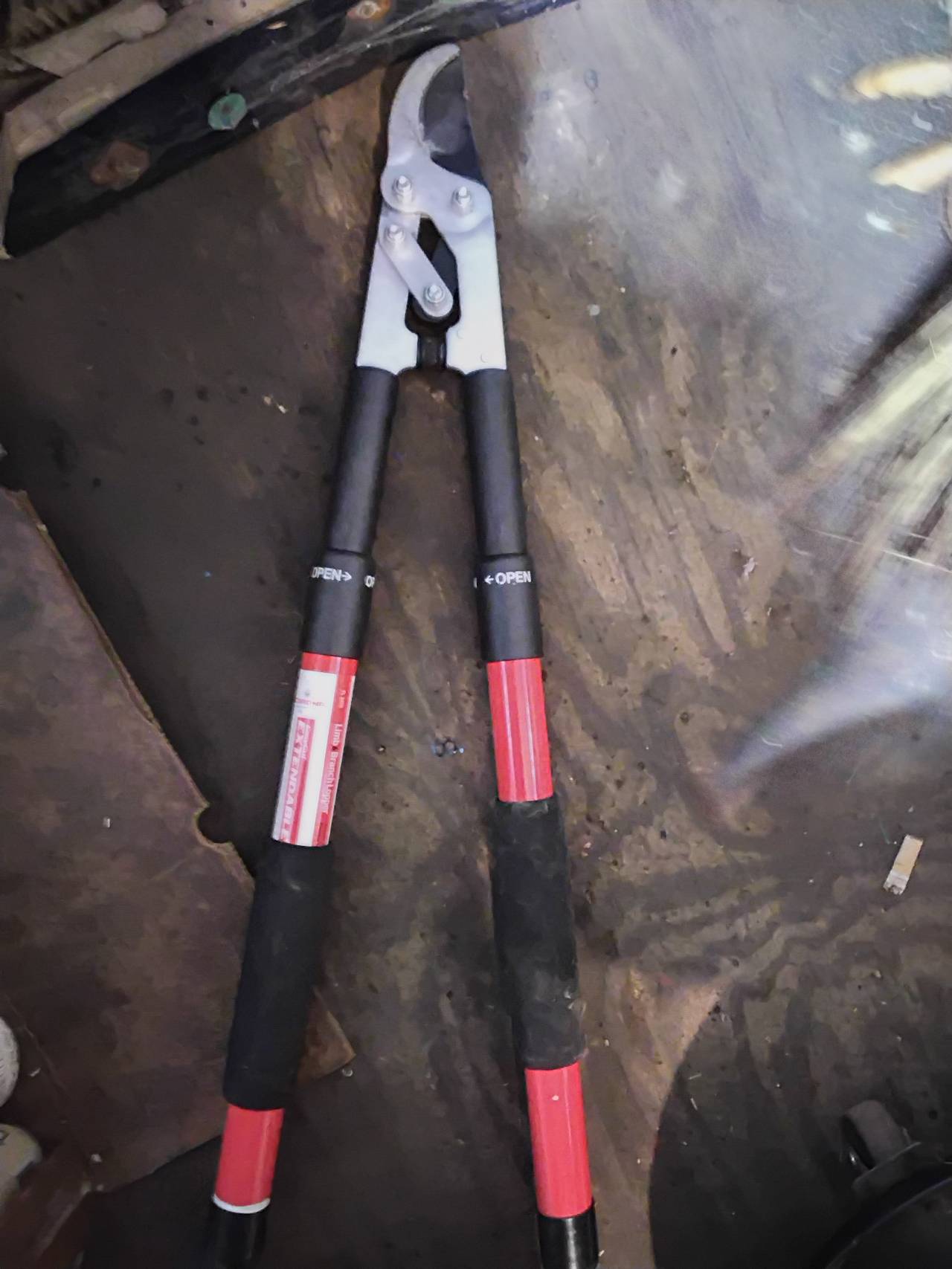 Fiskars Telescoping Bypass Lopper