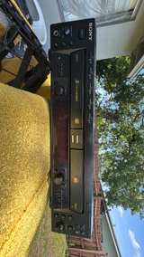 Sony RCD-W500C Compact Disc Recorder - Image 2