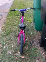 Specialized Hotrock 16 Coaster Girls Bike - Image 3
