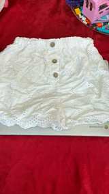 Japna White Eyelet Scalloped Shorts - Image 3