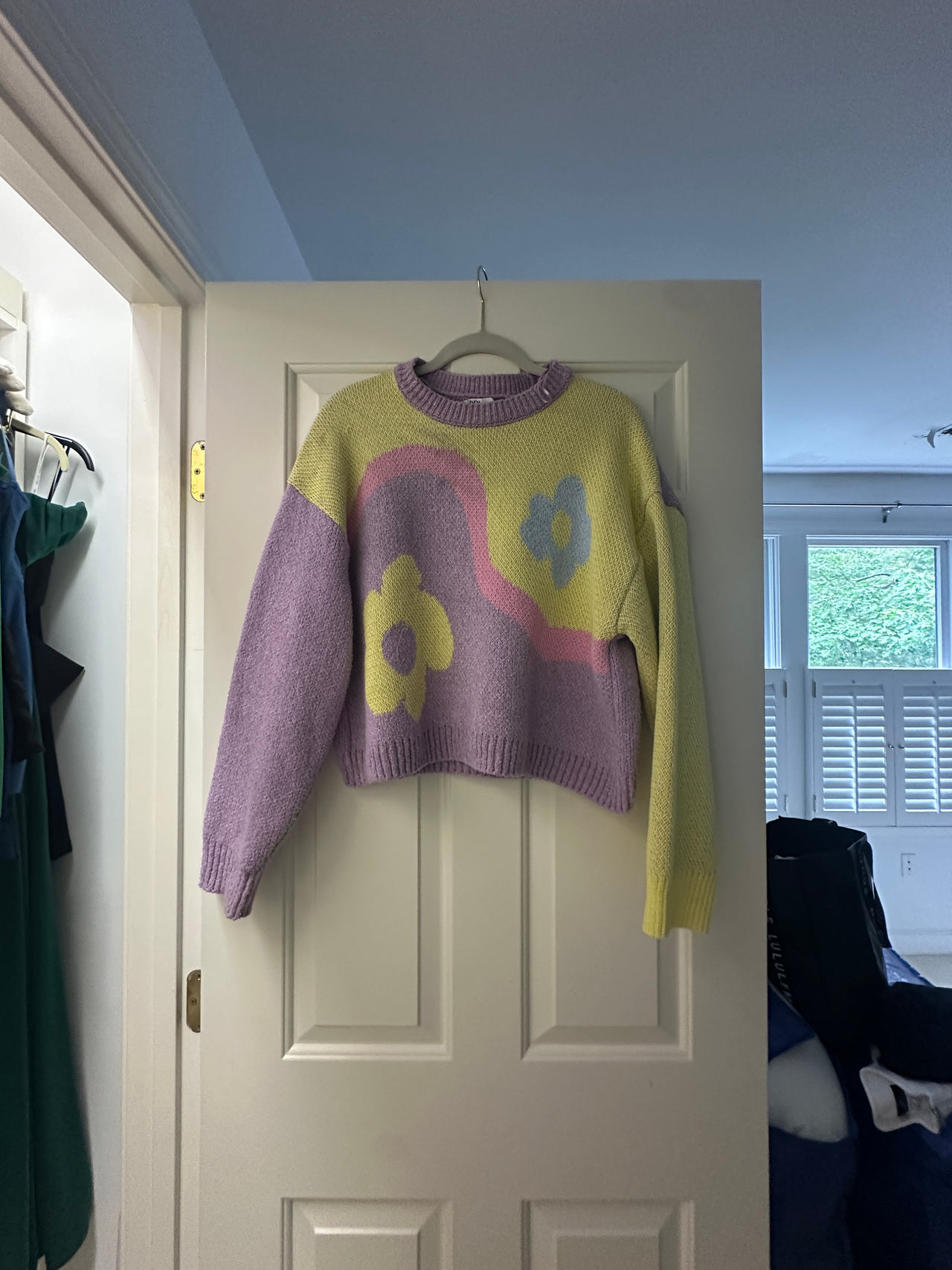 Colorblock Flower Knit Sweater