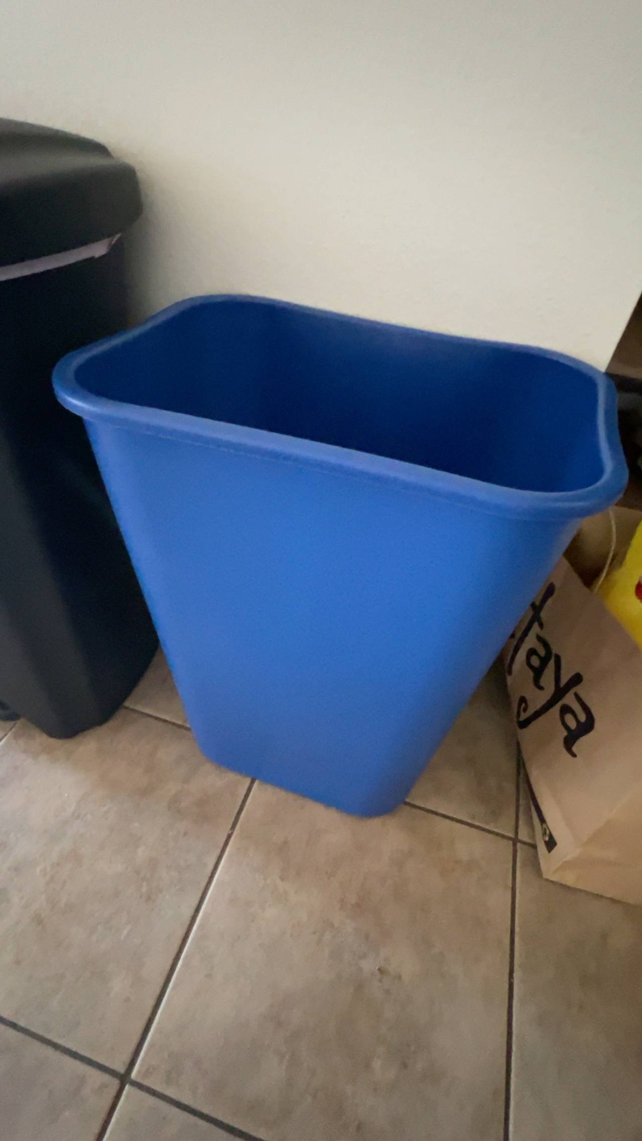 Rubbermaid 13qt Blue Rectangular Recycling Bin