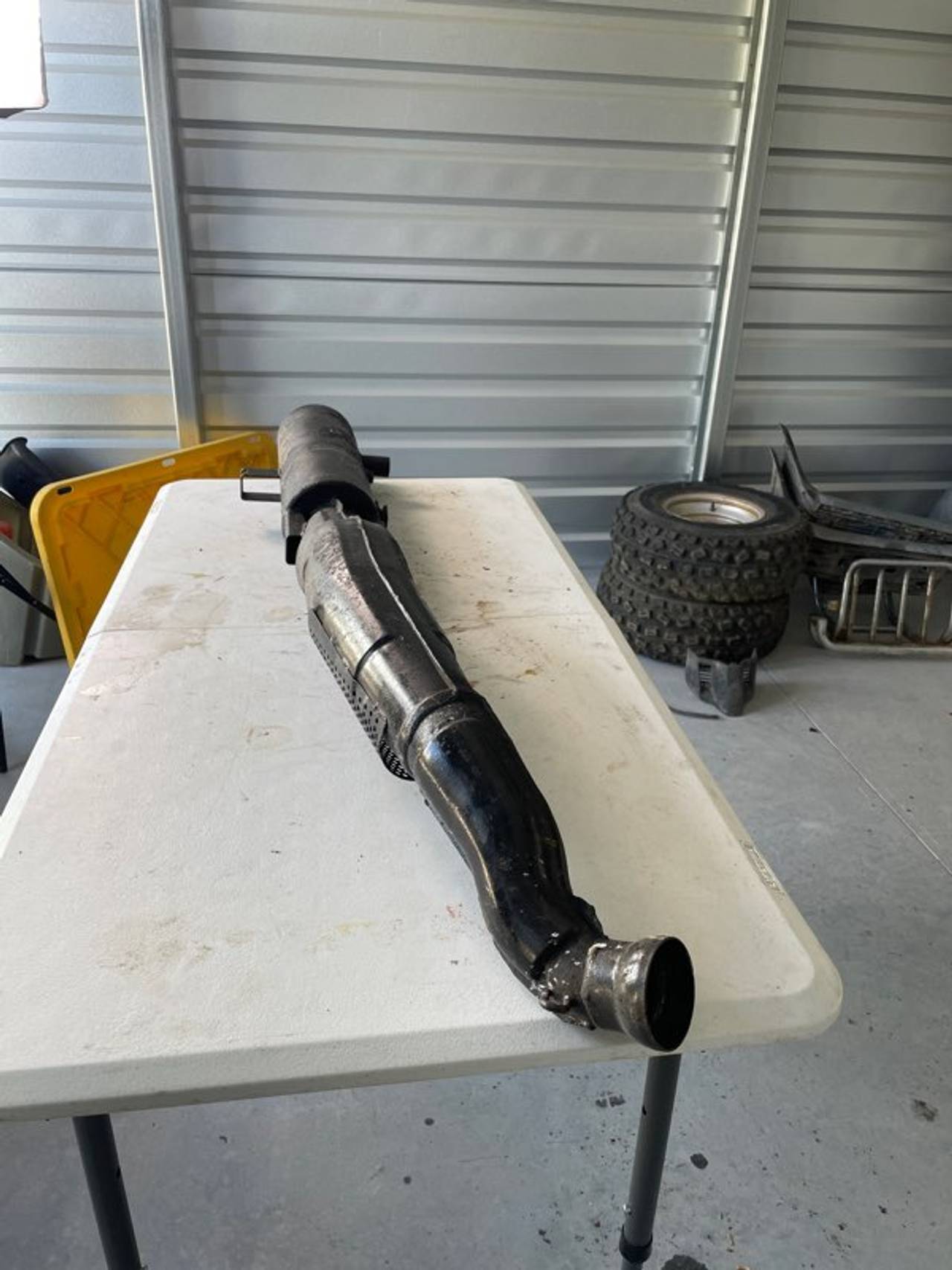 Polaris Xplorer 400 Exhaust Pipe Muffler Assembly