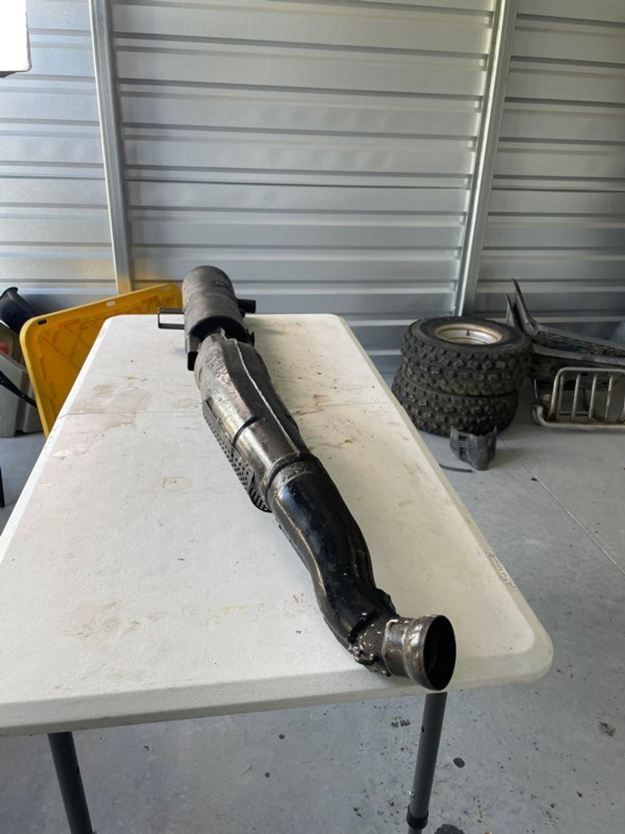 Polaris Xplorer 400 Exhaust Pipe Muffler Assembly