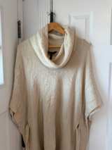 BCBG MAXAZRIA Ivory Poncho Sweater OS ONE SIZE - Image 5
