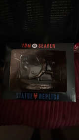 Tom Seaver Statue Replica - Image 4